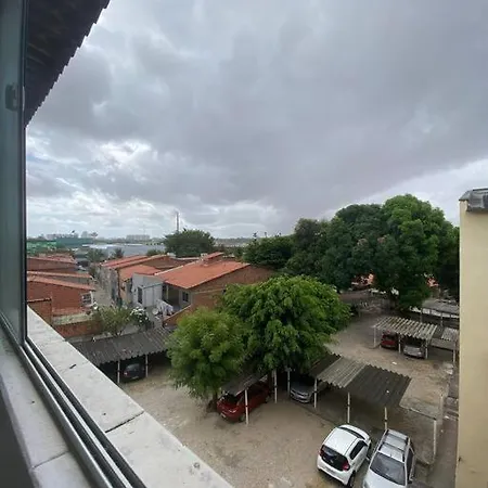 Apartamento Bem Localizado.